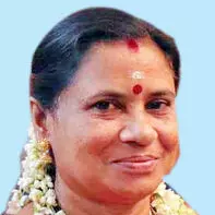 ര​ത്ന​മ്മ