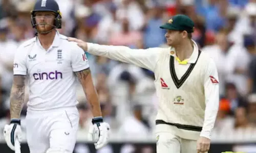 ആഷസിൽ ഇംഗ്ലണ്ടിന് മോശം തുടക്കം; ആദ്യ ഇന്നിങ്സിൽ 172 റൺസിന് പുറത്തായി ആഷസിൽ ഇംഗ്ലണ്ടിന് മോശം തുടക്കം; ആദ്യ ഇന്നിങ്സിൽ 172 റൺസിന് പുറത്തായി