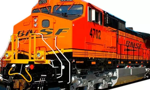 ഇന്ത്യൻ റെയിൽവേയുടെ ഡീസൽ എഞ്ചിനുകൾ ആഫ്രിക്കയിലേക്ക്; രണ്ടെണ്ണം മൊസാമ്പിക്കിലേക്ക് അയച്ചുകഴിഞ്ഞു