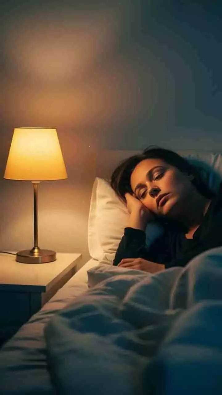 രാത്രിയിൽ ഉറങ്ങുമ്പോള്‍ വെളിച്ചം ഉപയോഗിക്കുന്നവർ ശ്രദ്ധിക്കണം