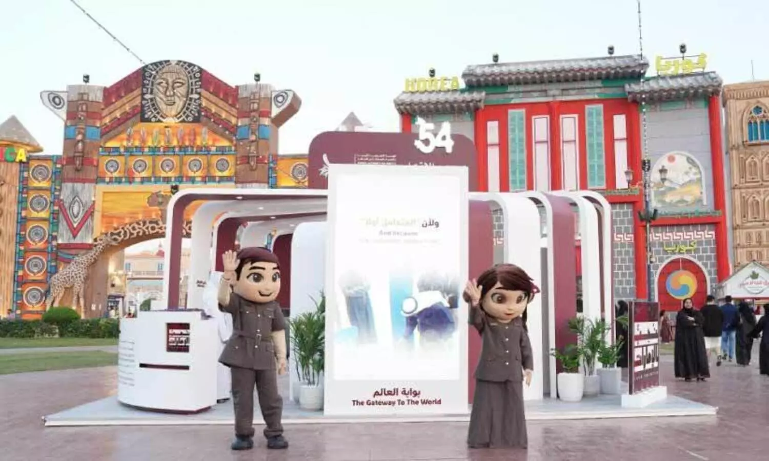 ഗ്ലോ​ബ​ൽ വി​ല്ലേ​ജി​ൽ ‘ല​വ് എ​മി​റേ​റ്റ്‌​സ്’ ര​ണ്ടാം പ​തി​പ്പി​ന്​ തു​ട​ക്കം