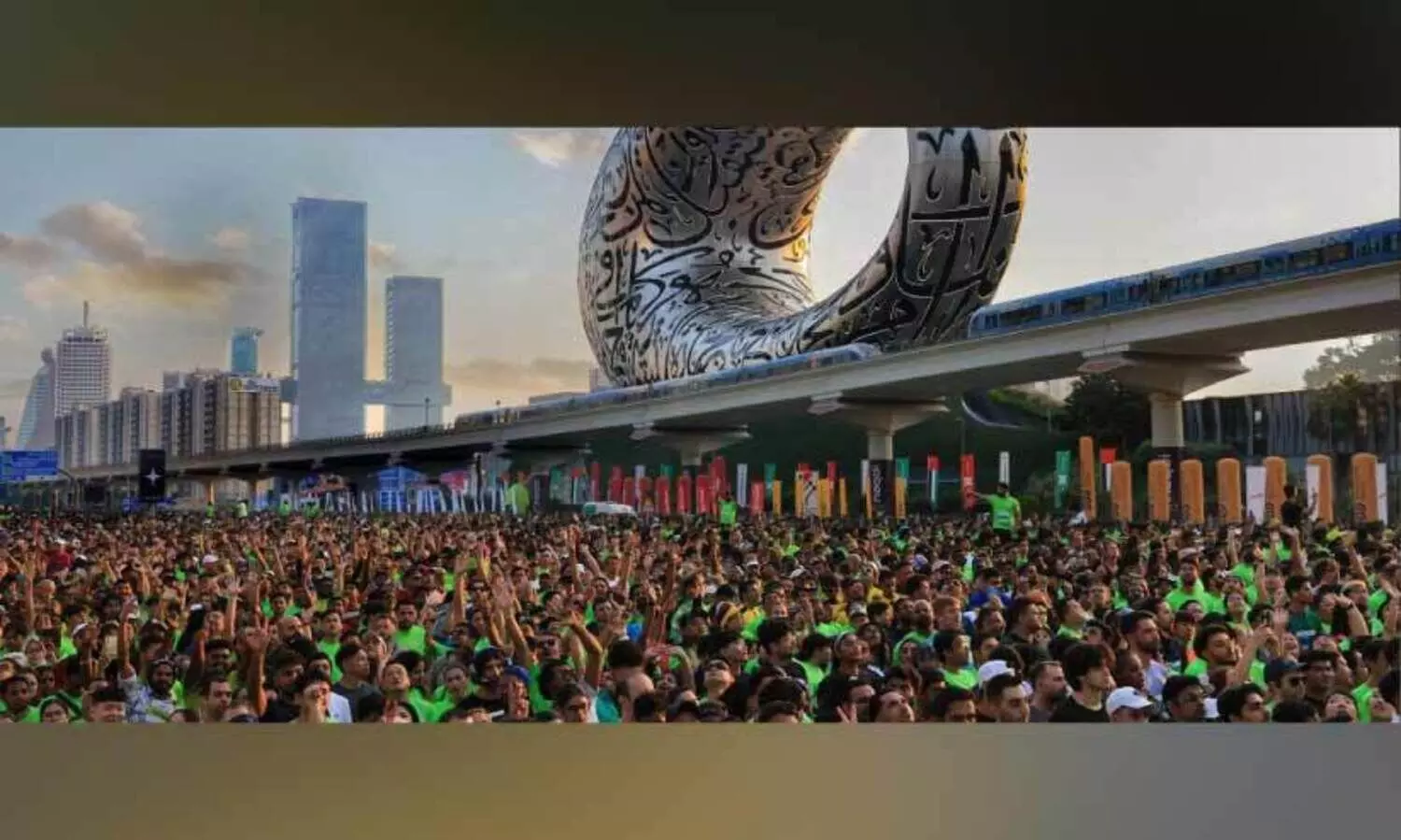 ദു​ബൈ റ​ൺ നാ​ളെ; പ്ര​ധാ​ന റോ​ഡു​ക​ൾ അ​ട​ച്ചി​ടും