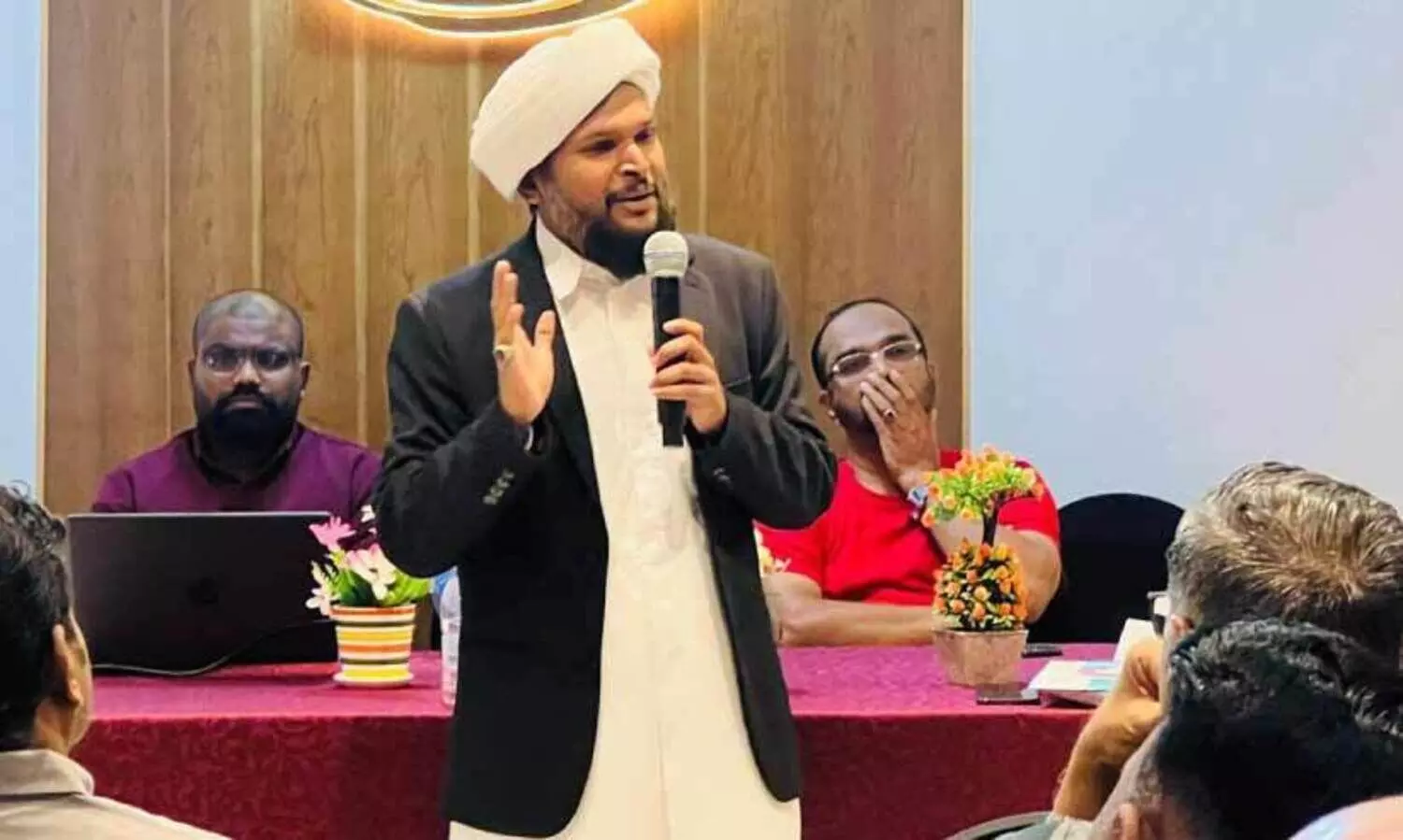 ‘കാ​ൻ​ഡി​ൽ ഓ​ഫ് ഹോ​പ്പ്’ സൗ​ഹൃ​ദ സം​ഗ​മം സം​ഘ​ടി​പ്പി​ച്ചു