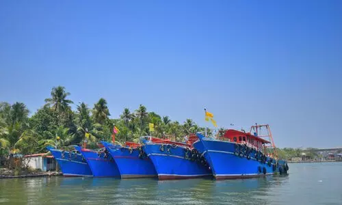 പരമ്പരാഗത മത്സ്യത്തൊഴിലാളികൾക്ക് മത്സ്യ ഫെഡിന്റെ പെട്രോൾ പമ്പുകൾ