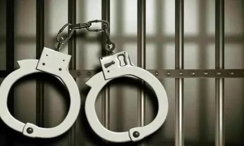 പ്ര​വാ​സി തൊ​ഴി​ലാ​ളി ചൂ​ഷ​ണം; ക്രി​മി​ന​ൽ സം​ഘം പി​ടി​യി​ൽ