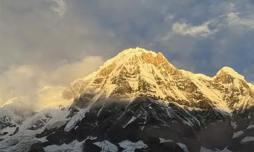 Summits,Mythic Winds,Skyward Journeys,Echoing Peaks, Celestial Secrets, നേപ്പാൾ, കാഠ്മണ്ഡു, കഥകൾ,