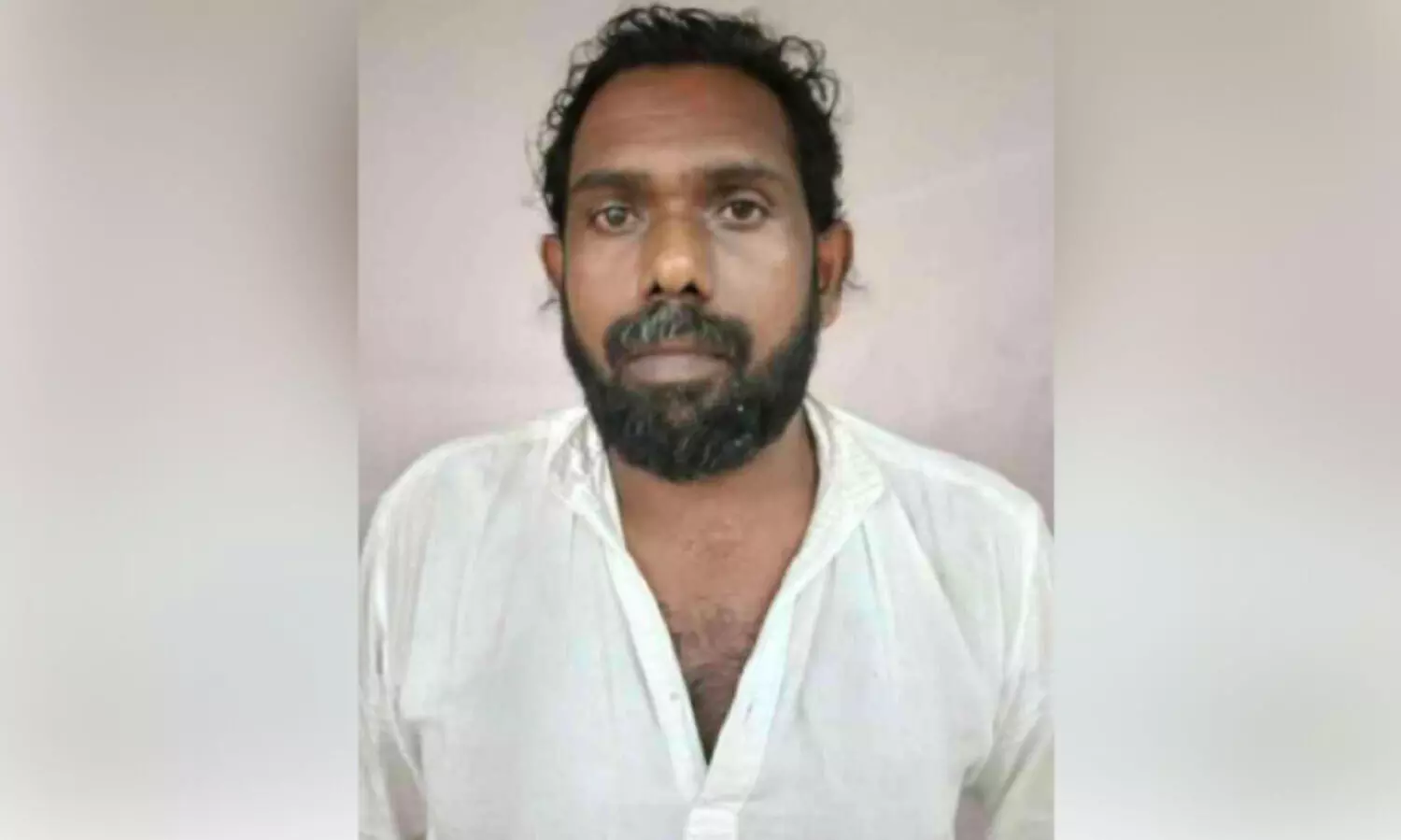 ആംബുലൻസിന്റെ ചില്ല് അടിച്ച് തകർത്ത ഓട്ടോ ഡ്രൈവർ അറസ്റ്റിൽ