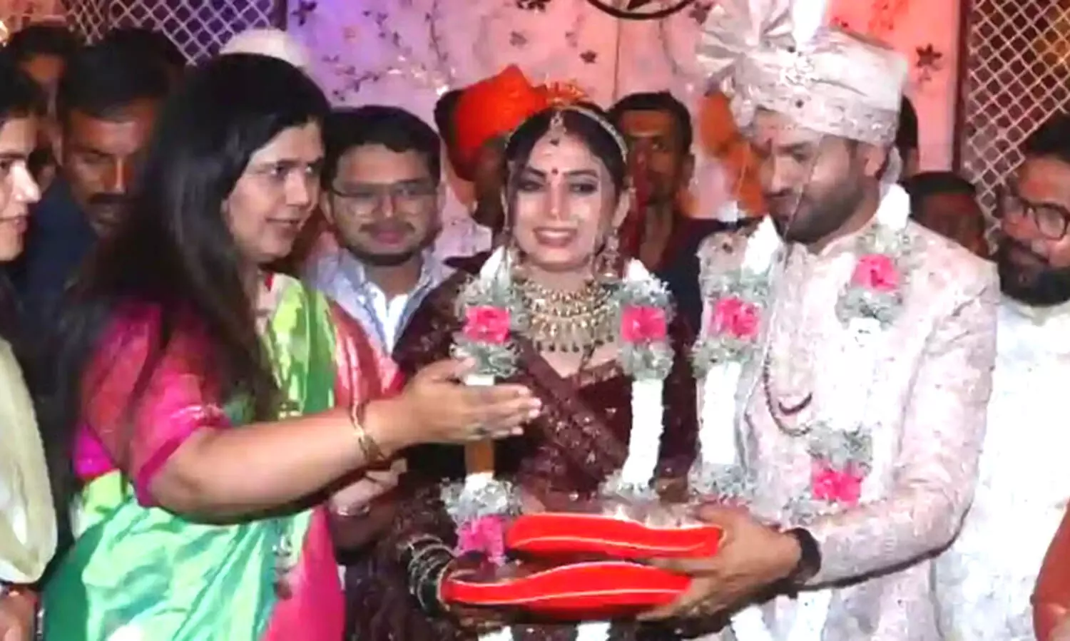 Pankaja Munde, Gauri Garje, Anant Garje