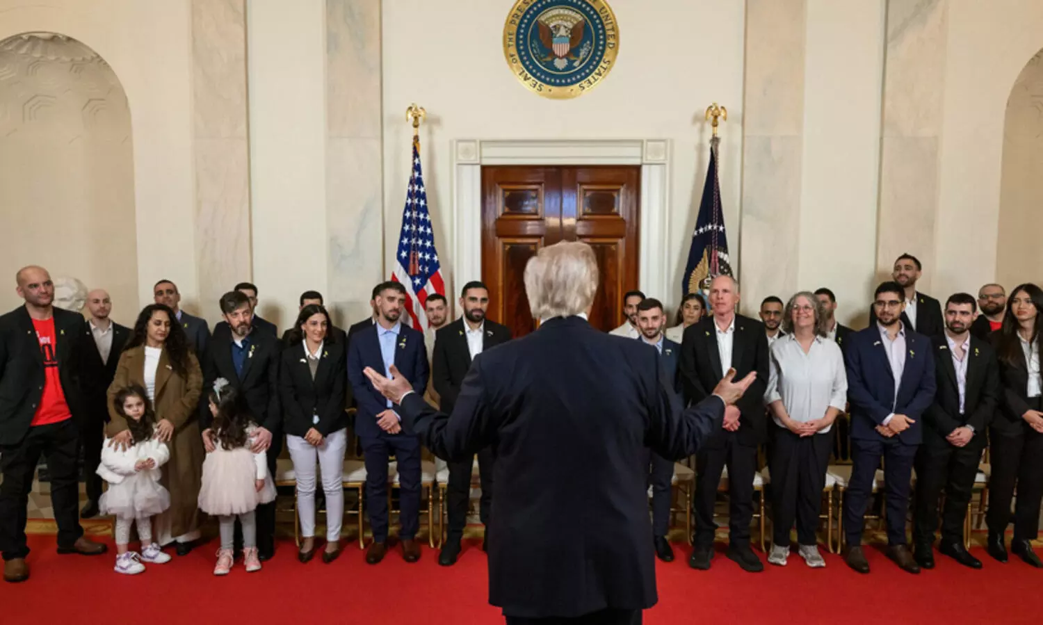 ‘നിങ്ങളെല്ലാവരും ഹീറോകൾ’; മോചിതരായ ഇസ്രായേലി ബന്ദികൾക്ക് വൈറ്റ് ഹൗസിൽ സ്വീകരണമൊരുക്കി ട്രംപ്