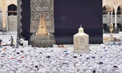 ക​ഴി​ഞ്ഞ മൂ​ന്നു​മാ​സ​ത്തി​നി​ടെ ഉം​റ നി​ർ​വ​ഹി​ച്ച​ത്​ 54 ല​ക്ഷം തീ​ർ​ഥാ​ട​ക​ർ