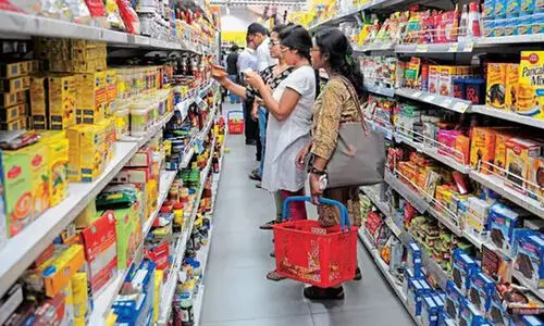 സർക്കാർ നടപടിക്ക് സാധ്യത; ഉത്പന്നങ്ങൾക്ക് വില വർധിപ്പിക്കാതെ കമ്പനികൾ