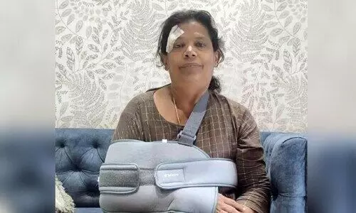 പ്രചാരണത്തിനിറങ്ങുന്നതിനിടെ വീട്ടുമുറ്റത്ത് കാൽവഴുതി വീണു; എൽ.ഡി.എഫ് സ്ഥാനാർഥിക്ക് പരിക്ക്