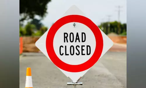 അ​റ്റ​കു​റ്റ​പ്പ​ണി: റോ​ഡ് അ​ട​ച്ചി​ടും