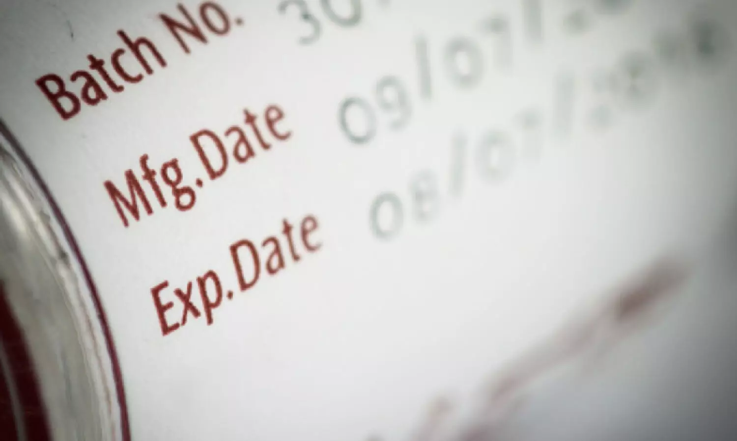 കാ​ലാ​വ​ധി ക​ഴി​ഞ്ഞ ഭ​ക്ഷ്യ​വ​സ്തു​ക്ക​ളു​ടെ തീ​യ​തി​ക​ളി​ൽ കൃ​ത്രി​മം