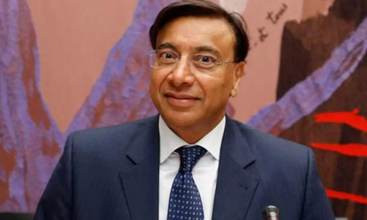 ബ്രിട്ടനിൽ വിവാദമായി പുതിയ നികുതി; ശതകോടീശ്വരൻ ലക്ഷ്മി മിത്തൽ നാടുവിട്ടു