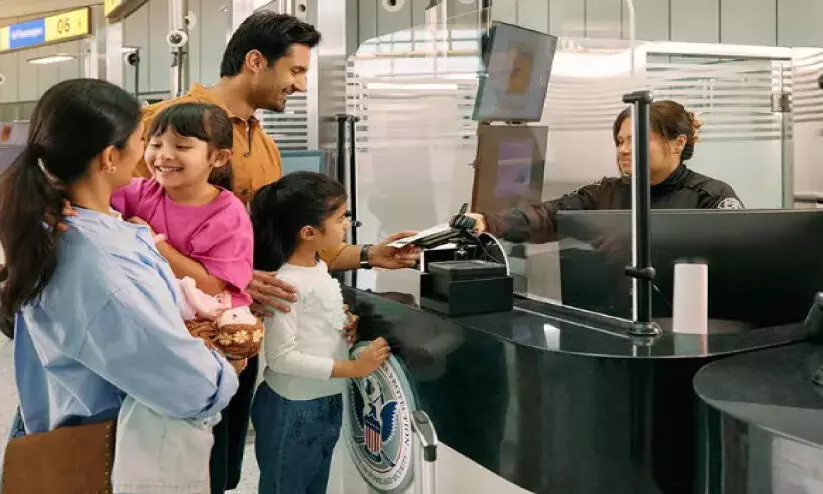 അ​ബൂ​ദ​ബി എ​യ​ർ​പോ​ർ​ട്ട് സി​റ്റി ചെ​ക്ക് ഇ​ൻ സേ​വ​നം മു​റൂ​ർ റോ​ഡി​ൽ