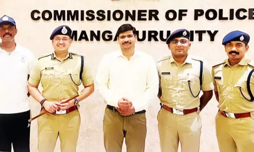 കു​റ്റ​കൃ​ത്യ നി​യ​ന്ത്ര​ണം; കേ​ര​ള-​ക​ർ​ണാ​ട​ക പൊ​ലീ​സ് കൈ​കോ​ർ​ക്കു​ന്നു