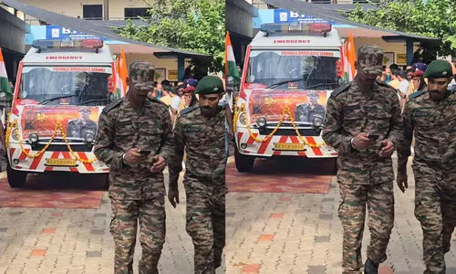 അ​വ​സാ​ന​മാ​യി സു​ബേ​ദാ​ർ സ​ജീ​ഷെ​ത്തി, പ​ഠി​ച്ചി​റ​ങ്ങി​യ സ്കൂ​ളി​ൽ