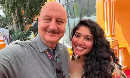 ‘സായ് പല്ലവി സ്‌നേഹവും വിനയവുമുള്ള ഒരാളാണ്, കണ്ടുമുട്ടിയതിൽ അതിയായ സന്തോഷം, വരാനിരിക്കുന്ന എല്ലാ സിനിമകൾക്കും ആശംസകൾ’; വൈറലായി അനുപം ഖേർ-സായ് പല്ലവി ചിത്രം