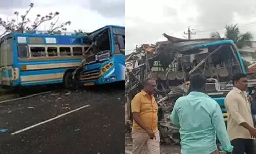 തമിഴ്നാട്ടിൽ സ്വകാര്യ ബസുകൾ കൂട്ടിയിടിച്ച് വൻ അപകടം; ആറ് പേർ മരിച്ചു, 28 പേർക്ക് പരിക്ക്