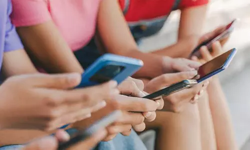 16 വയസ്സിന് താഴെയുള്ള കുട്ടികൾക്ക് സോഷ്യൽ മീഡിയ നിരോധിക്കാൻ മലേഷ്യയും