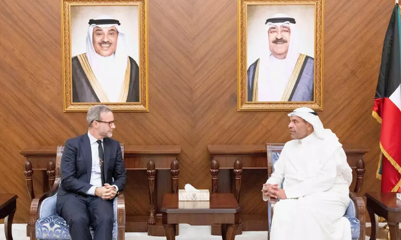 വിദേശകാര്യ മന്ത്രി യു.എസ് പ്രതിനിധിയുമായി കൂടിക്കാഴ്ച നടത്തി വിദേശകാര്യ മന്ത്രി യു.എസ് പ്രതിനിധിയുമായി കൂടിക്കാഴ്ച നടത്തി