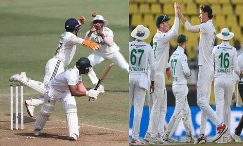 ഇന്നിങ്സ് ഡിക്ലയർ ചെയ്ത് ദക്ഷിണാഫ്രിക്ക; ഇന്ത്യക്ക് 549 റൺസ് വിജയലക്ഷ്യം, രണ്ടാം ഇന്നിങ്സും തകർച്ചയോടെ തുടങ്ങി ഇന്ത്യ, ഓപണർമാർ പുറത്ത്