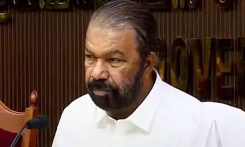 ‘തൊഴിലാളികളുടെ അവകാശങ്ങളെയും സാമൂഹികനീതിയെയും അട്ടിമറിക്കുന്നു, ലേബർ കോഡ് പിൻവലിക്കണം’; കേന്ദ്രത്തിന് കത്തയച്ച് കേരളം