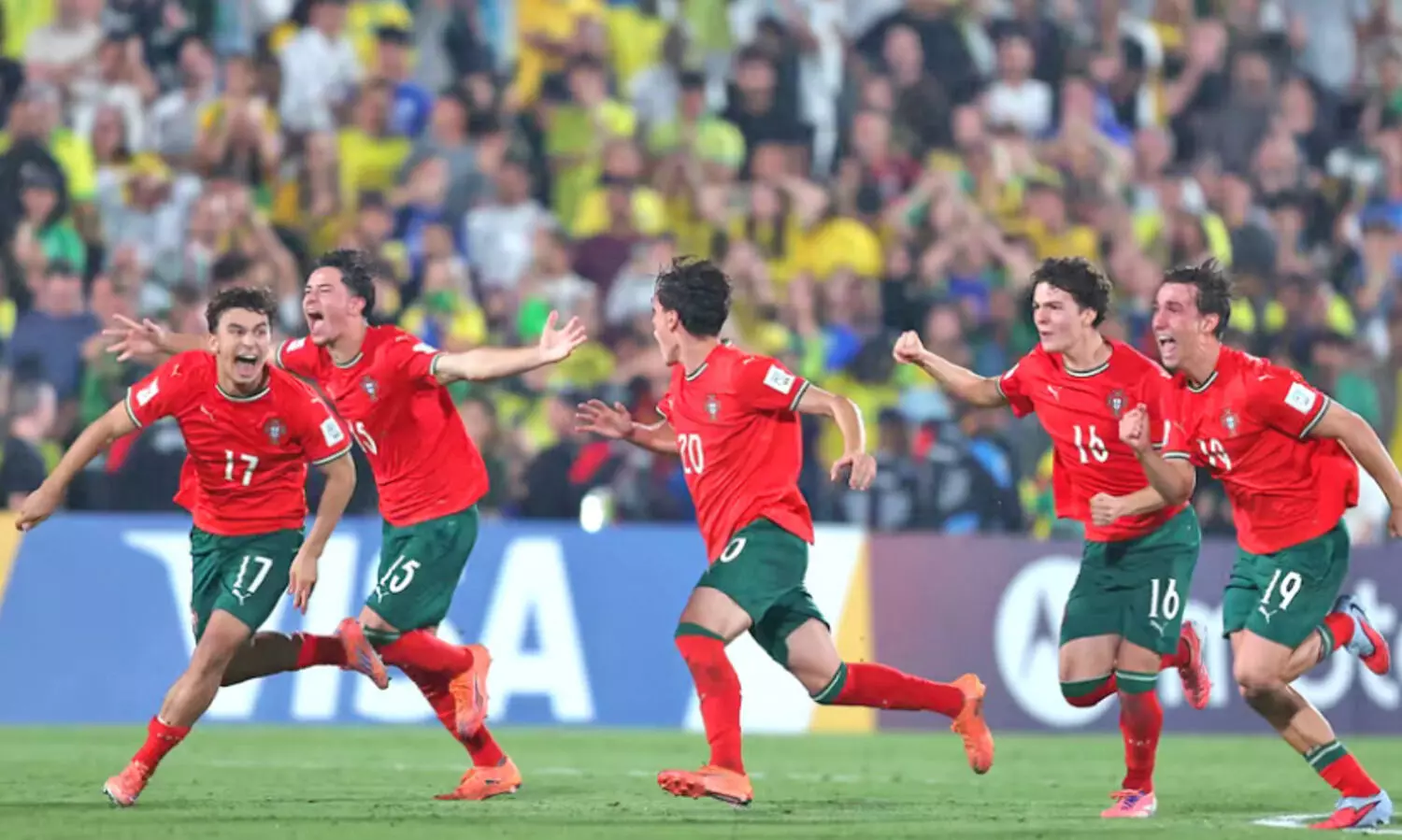 പോ​ർ​ചു​ഗ​ൽ -ഓ​സ്ട്രി​യ ഫൈ​ന​ൽ; ഫു​ട്ബാ​ൾ കാ​ർ​ണി​വ​ലി​ന് കൊ​ടി​യി​റ​ങ്ങു​ന്നു