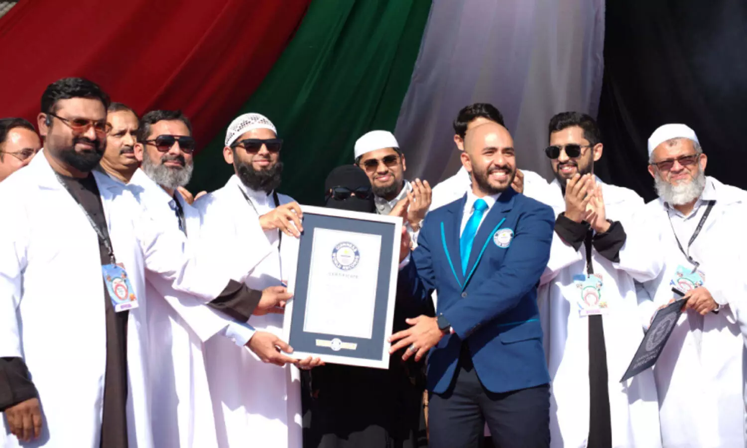 5035 വിദ്യാർഥികൾ ഒരേസമയം 35 പരീക്ഷണങ്ങൾ നടത്തി; പേസ് ഗ്രൂപ്പിന് വീണ്ടും ഗിന്നസ് റെക്കോഡ്