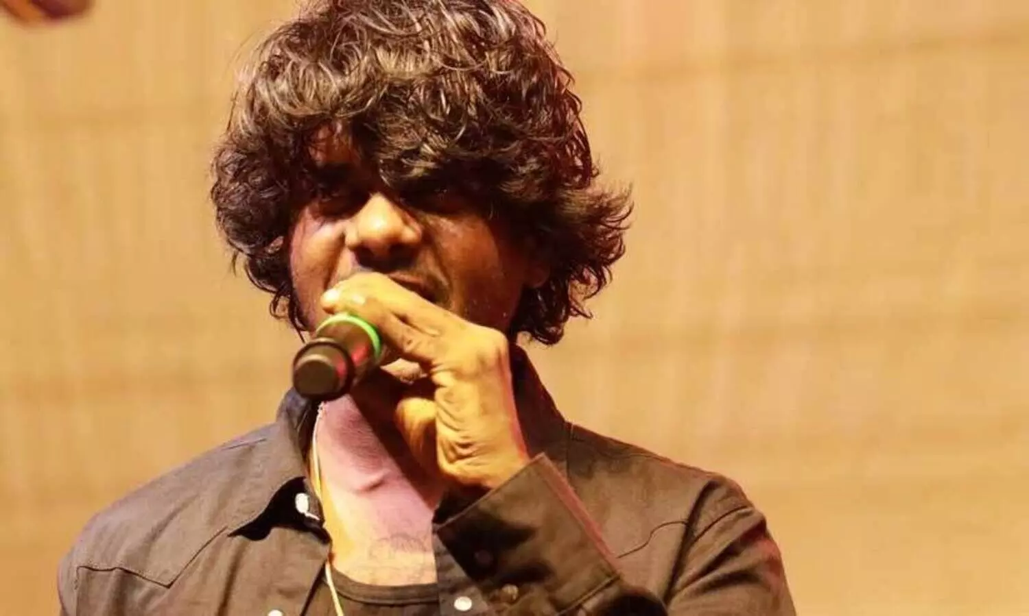 ആരോഗ്യ പ്രശ്നം; വേടനെ തീവ്രപരിചരണ വിഭാഗത്തിൽ പ്രവേശിപ്പിച്ചു, ദോഹയിലെ പരിപാടി മാറ്റിവെച്ചു