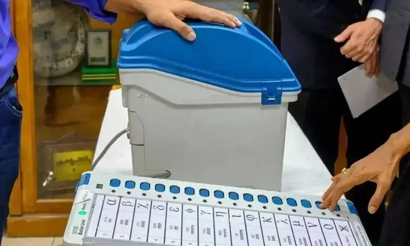 ജില്ലയിൽ അങ്കത്തട്ടിൽ 6,724 സ്ഥാനാർഥികൾ ജില്ലയിൽ അങ്കത്തട്ടിൽ 6,724 സ്ഥാനാർഥികൾ