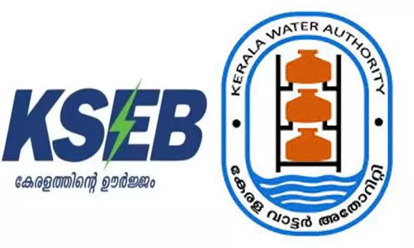 പണമടച്ചിട്ടും കുടിശ്ശിക കുറയുന്നില്ല; കെ.എസ്.ഇ.ബിക്ക് എതിരെ ജല അതോറിറ്റിയിൽ പ്രതിഷേധം പണമടച്ചിട്ടും കുടിശ്ശിക കുറയുന്നില്ല; കെ.എസ്.ഇ.ബിക്ക് എതിരെ ജല അതോറിറ്റിയിൽ പ്രതിഷേധം