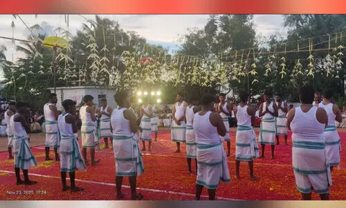 ദൃശ്യാനുഭവമായി ചെട്ടികുളങ്ങര കുത്തിയോട്ടം