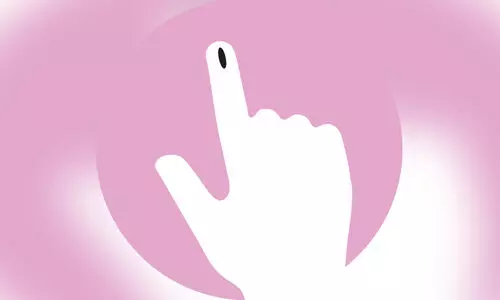 ഭർത്താവ് പിൻമാറിയപ്പോൾ ഭാര്യ സ്ഥാനാർഥിയായി