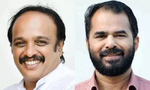 അ​ഴി​ക്കോ​ട് തീ​പാ​റും പോ​രാ​ട്ടം