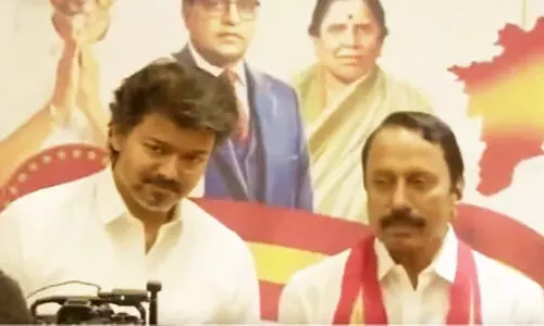 KA Sengottiyan - Actor Vijay