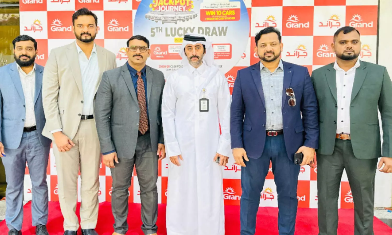 ഗ്രാ​ൻ​ഡ്ഗ്രാ​ൻ​ഡ് മാ​ൾ ഹൈ​പ്പ​ർ​മാ​ർ​ക്ക​റ്റ് ജാ​ക്ക്‌​പോ​ട്ട് ജേ​ണി പ്ര​മോ​ഷ​ന്റെ ന​റു​ക്കെ​ടു​പ്പ് മാ​ൾ ഹൈ​പ്പ​ർ​മാ​ർ​ക്ക​റ്റ് ജാ​ക്ക്‌​പോ​ട്ട് ജേ​ണി പ്ര​മോ​ഷ​ന്റെ ന​റു​ക്കെ​ടു​പ്പ്