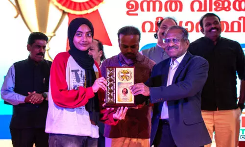 ‘ന​മ്മ​ൾ ചാ​വ​ക്കാ​ട്ടു​കാ​ർ’ സൗ​ദി ചാ​പ്റ്റ​ർ വി​ദ്യാ​ഭ്യാ​സ പു​ര​സ്‌​കാ​ര വി​ത​ര​ണം