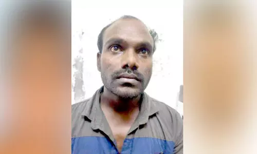 കൂ​ട്ട​ബ​ലാ​ത്സം​ഗ കേ​സി​ൽ ഒ​ളി​വി​ൽ പോ​യ പ്ര​തി മൂ​ന്നുവ​ർ​ഷ​ത്തി​നുശേ​ഷം പി​ടി​യി​ൽ