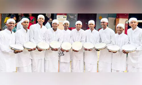 ജില്ല സ്കൂൾ കലോത്സവം; ചാത്തന്നൂരും കരുനാഗപ്പള്ളിയും പൊരിഞ്ഞ പോരാട്ടത്തിൽ