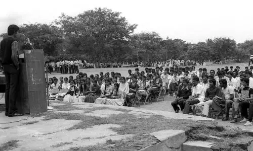 മൂന്നരപ്പതിറ്റാണ്ടിനുശേഷം കർണാടക കാമ്പസുകളിൽ രാഷ്ട്രീയം തിരിച്ചെത്തുന്നു