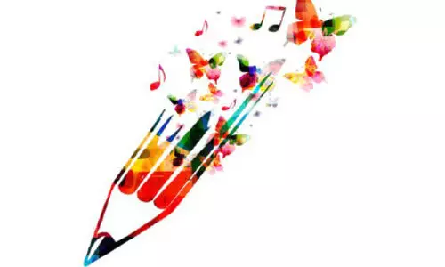 അ​ര​ങ്ങ് ഉ​ണ​ർ​ന്ന​പ്പോ​ൾ