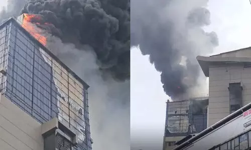 കോഴിക്കോട് ബേബി മെമോറിയൽ ആശുപത്രിയിൽ തീപിടിത്തം, തീ പടർന്നത് ഒമ്പതാം നിലയിൽ; നിയന്ത്രണ വിധേയം