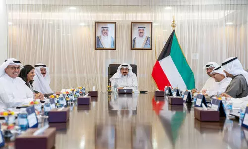 പ്ര​ധാ​ന വി​ക​സ​ന പ​ദ്ധ​തി​ക​ൾ വി​ല​യി​രു​ത്തി പ്ര​ധാ​ന​മ​ന്ത്രി