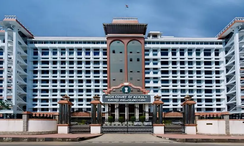 ​കേരള ഹൈകോടതിയിൽ 49 ഒഴിവ്