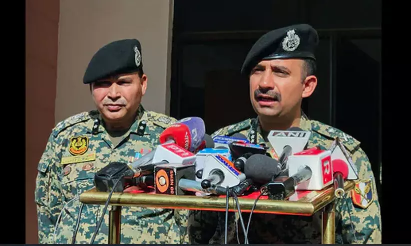 ഓപ്പറേഷൻ സിന്ദൂറിന് പിന്നാലെ പാകിസ്താൻ 72 ഭീകര ലോഞ്ച്പാഡുകള് അതിര്ത്തിയില് നിന്ന് മാറ്റിസ്ഥാപിച്ചുവെന്ന് ബി.എസ്.എഫ് ഓപ്പറേഷൻ സിന്ദൂറിന് പിന്നാലെ പാകിസ്താൻ 72 ഭീകര ലോഞ്ച്പാഡുകള് അതിര്ത്തിയില് നിന്ന് മാറ്റിസ്ഥാപിച്ചുവെന്ന് ബി.എസ്.എഫ്