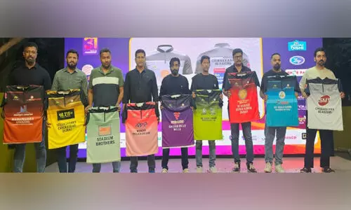 ടെലി ബോയ്സ് ബോക്സ് ക്രിക്കറ്റ് ലീഗ് ജഴ്സി പ്രകാശനം ടെലി ബോയ്സ് ബോക്സ് ക്രിക്കറ്റ് ലീഗ് ജഴ്സി പ്രകാശനം