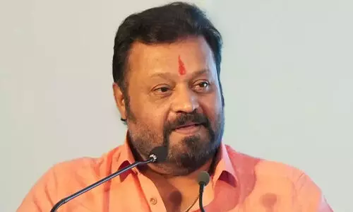 ആ മാക്രിയുടെ മൂക്കിനു താഴെയാണ് പദ്ധതി നൽകിയത്, തൃശൂർ എം.പിക്കിട്ട് ഞോണ്ടാൻ വരരുത്, മാന്തി പൊളിച്ചു കളയും; സി.പി.എം നേതാവിനെ അധിക്ഷേപിച്ച് സുരേഷ് ഗോപി