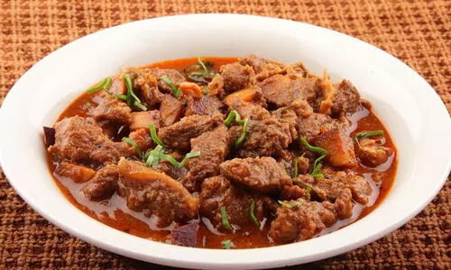 യു.പിയിലെ വിവാഹ സൽക്കാരത്തിൽ ‘ബീഫ് കറി’; സംഘർഷം, മതവികാരം വ്രണപ്പെടുത്തിയെന്ന് കാറ്ററിങ്ങുകാരനെതിരെ പരാതി